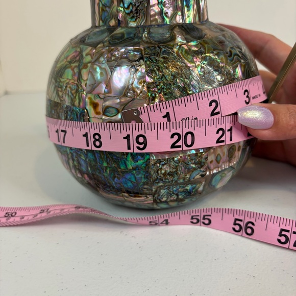 Vintage Abalone Shell Mosaic Pitcher Brass Mother of Pearl Jug Vase Decor 1960s - Picture 9 of 9